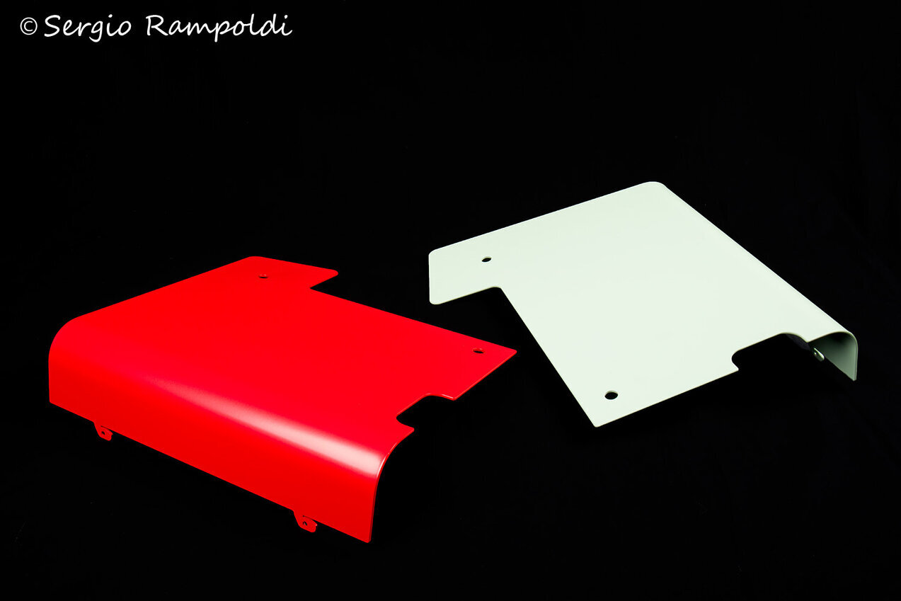 Pezzi di produzione Coperture in lamiera lavorate finite e verniciate